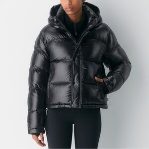 Artizia The Super Puff™ Shorty Hi-Gloss Black Size XL